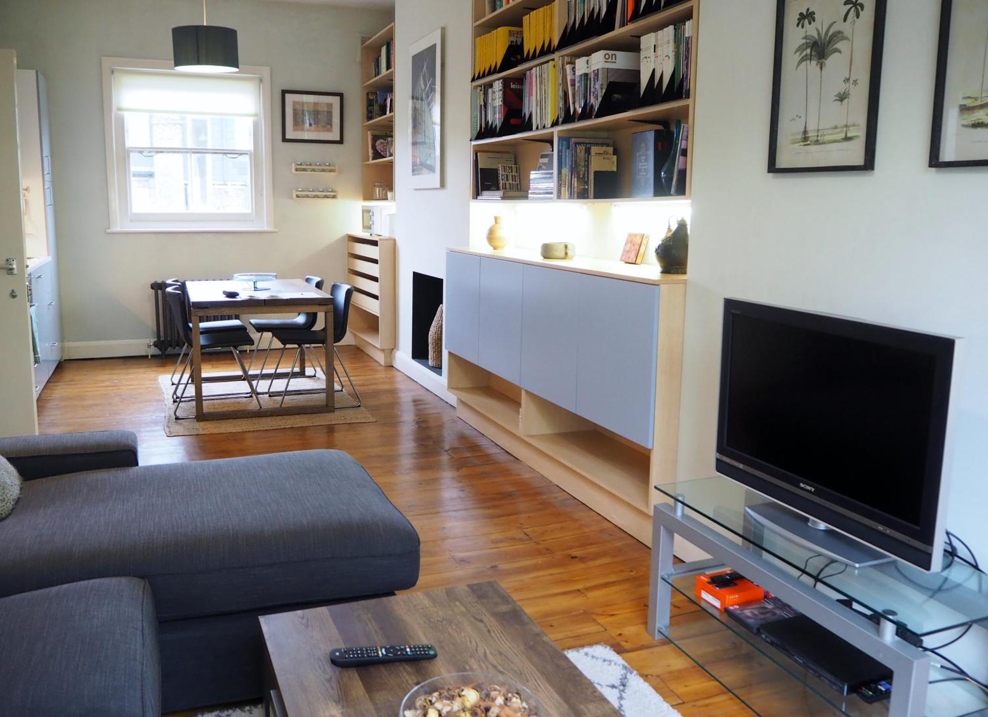 Stunning House Overlooking Local Park London